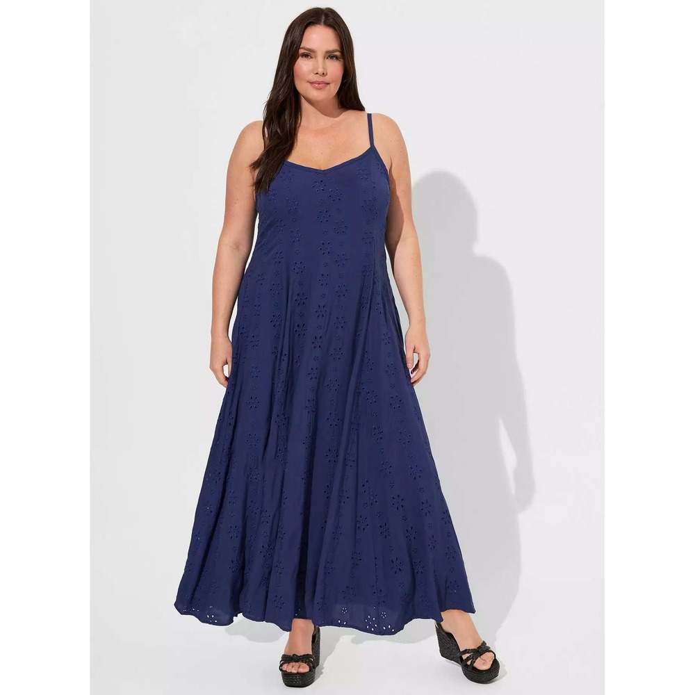 Torrid Maxi Challis Trapeze Dress Blue Floral Eyelet Sleeveless V-Neck Size 3